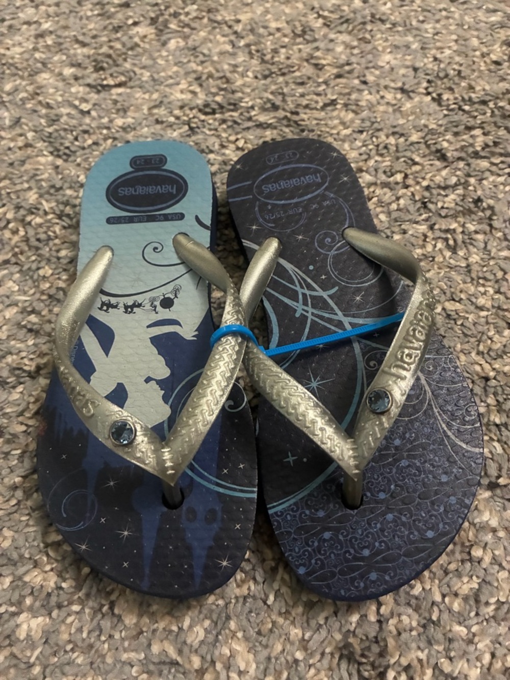 Havaianas Girls Disney Cinderella Blue & Metallic Flip Flops